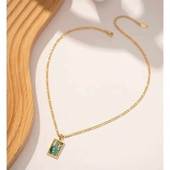 BEAUTIFUL STATEMENT Necklace Mother of Pearl Abalone Shell Pendant Cuban Figaro - Picture 7 of 15